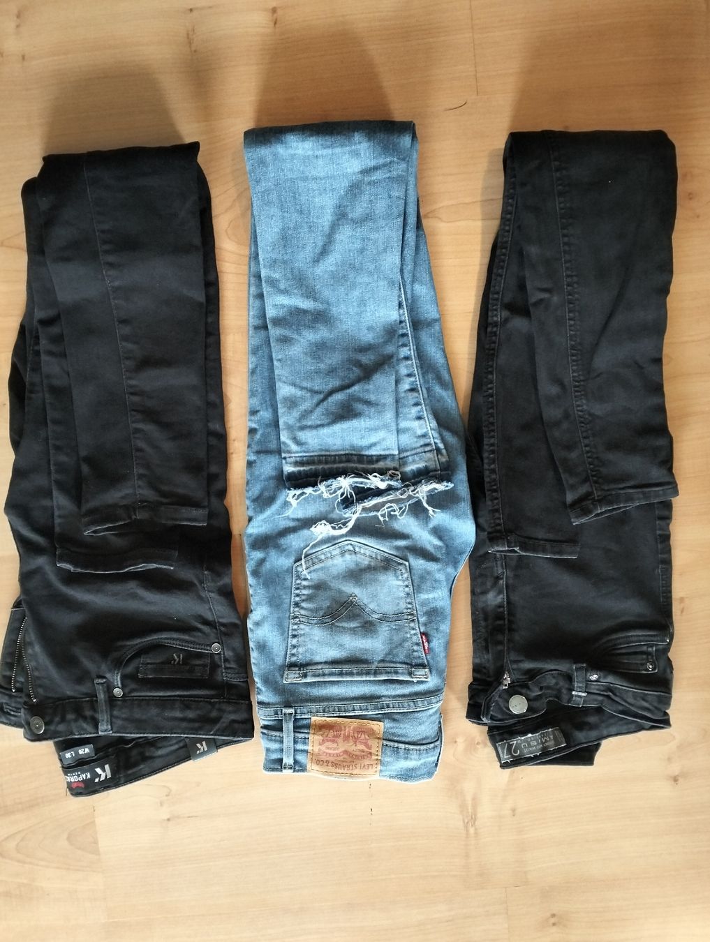 Pantaloni: Jeanspaket gr.s /36 – Nuovo (secondo la descrizione) da Wilen (Sarnen) venduto da anbuu 2