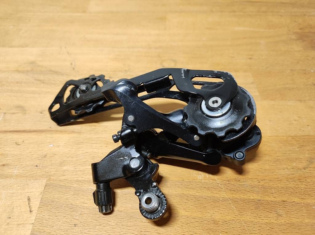 Shimano Pezzi di ricambio: GRX Schaltwerk Shadow Plus RD-RX400 10-fach – Usato da Münchenstein venduto da Moeforever1 3