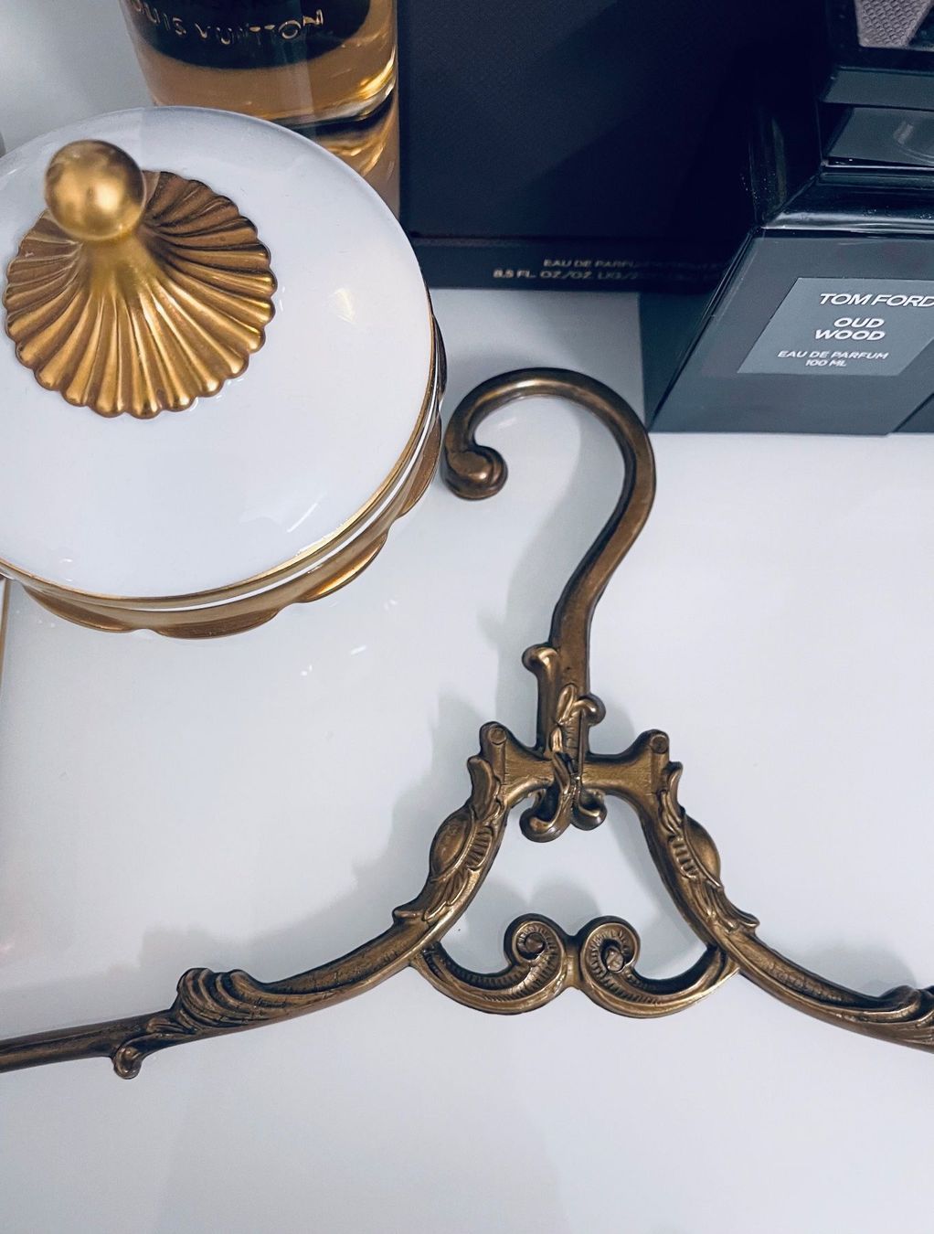 Kleiderbügel: Bronze oder Messing Kleiderbügel – Gebraucht aus Winkel von KaschmirArt 5
