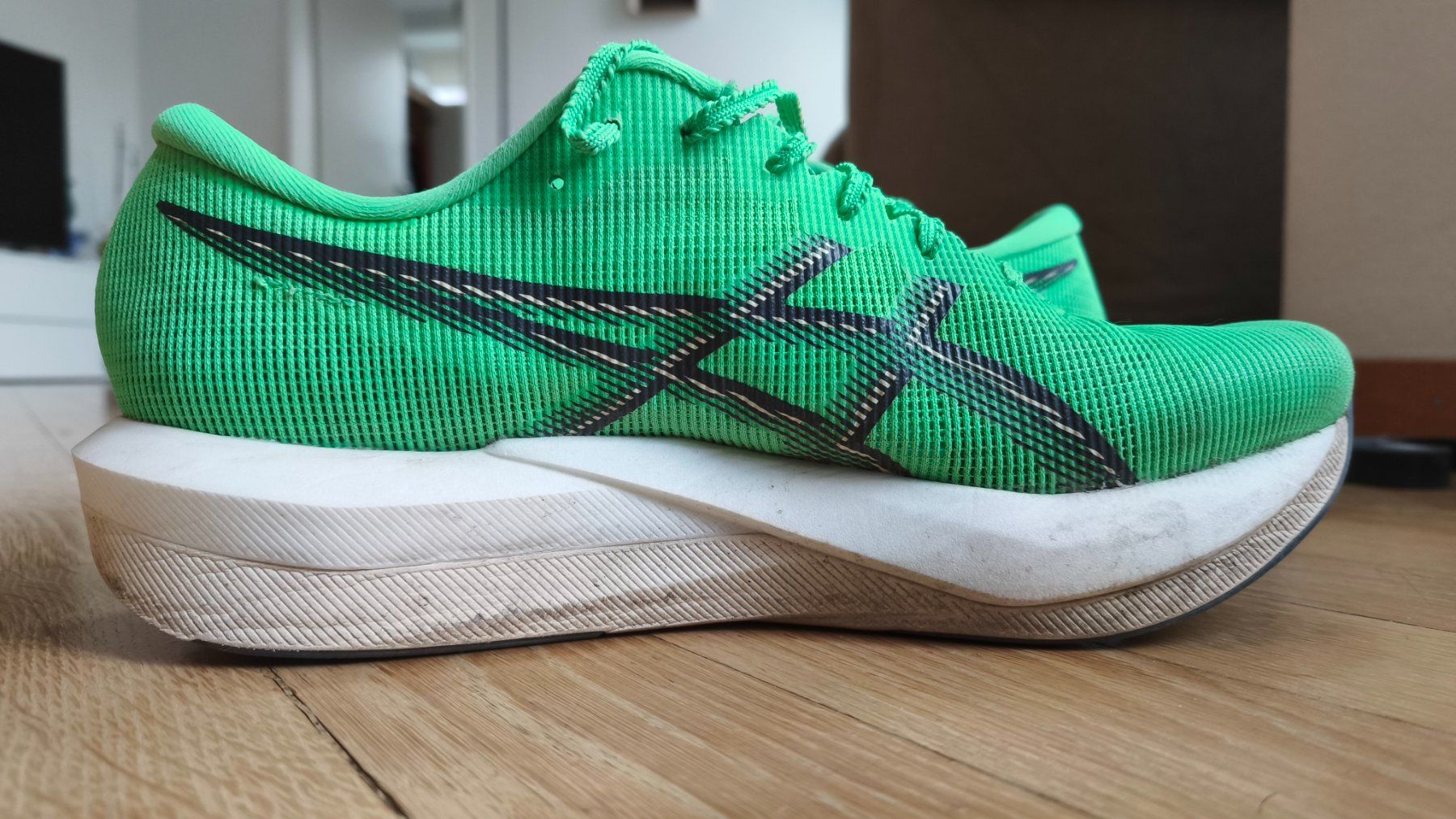 Asics Herrenschuhe: Asics Magic Speed 5 - Grösse 44.5 – Gebraucht aus Zürich von Pistill1000 4