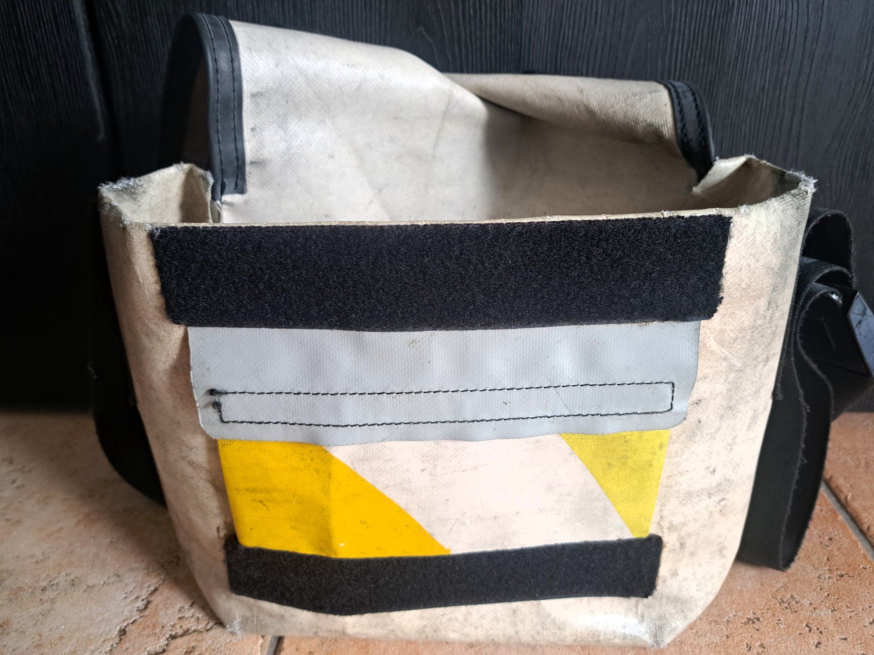 Freitag Taschen: FREITAG Tasche, F11 Lassie – Gebraucht aus Sennhof (Winterthur) von gubine 3