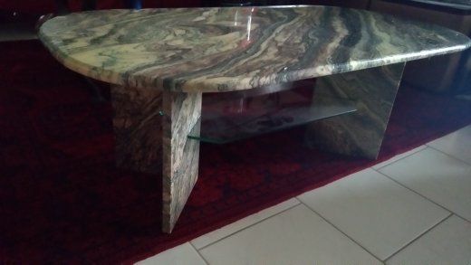 Tavoli: Vintage  Marmor Couchtisch aus massivem Marmor – Usato da Schlieren venduto da swissonline 6