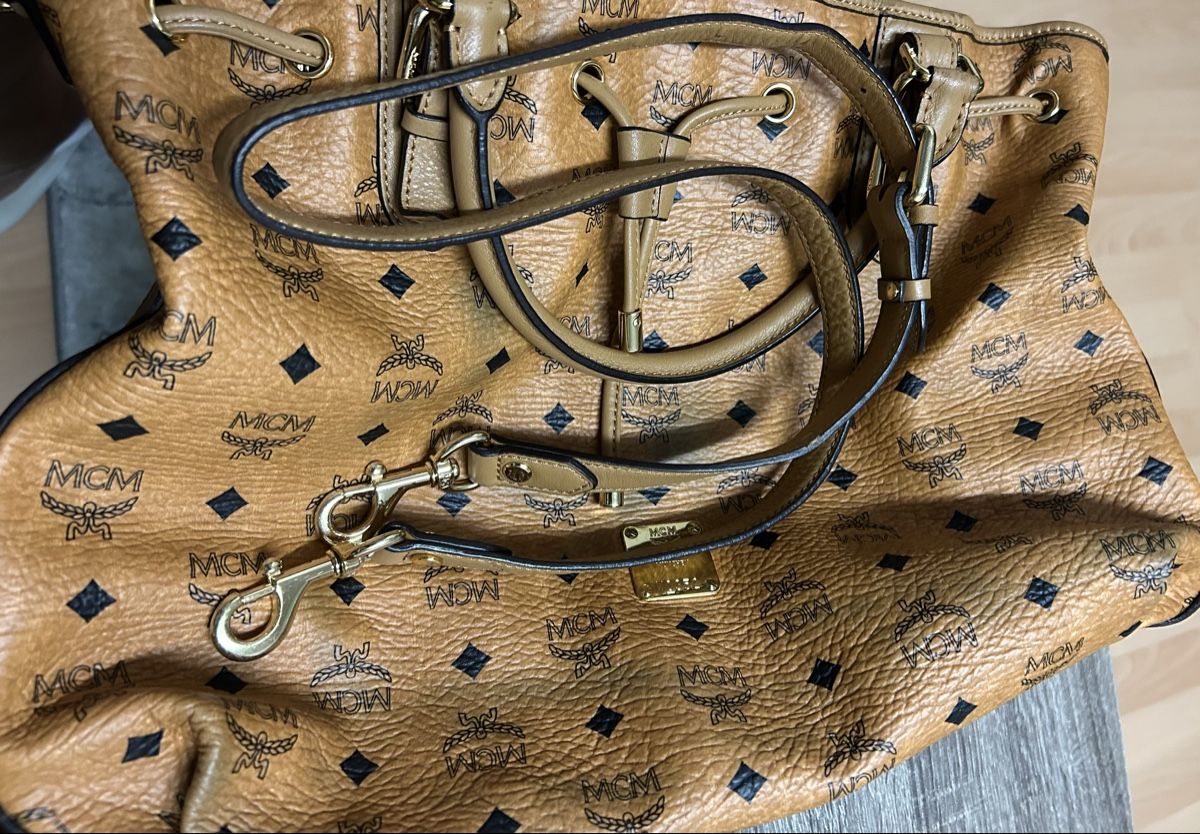 Mcm Borse: Sac MCM en cuir – Usato da Plan-les-Ouates venduto da geneve40 4