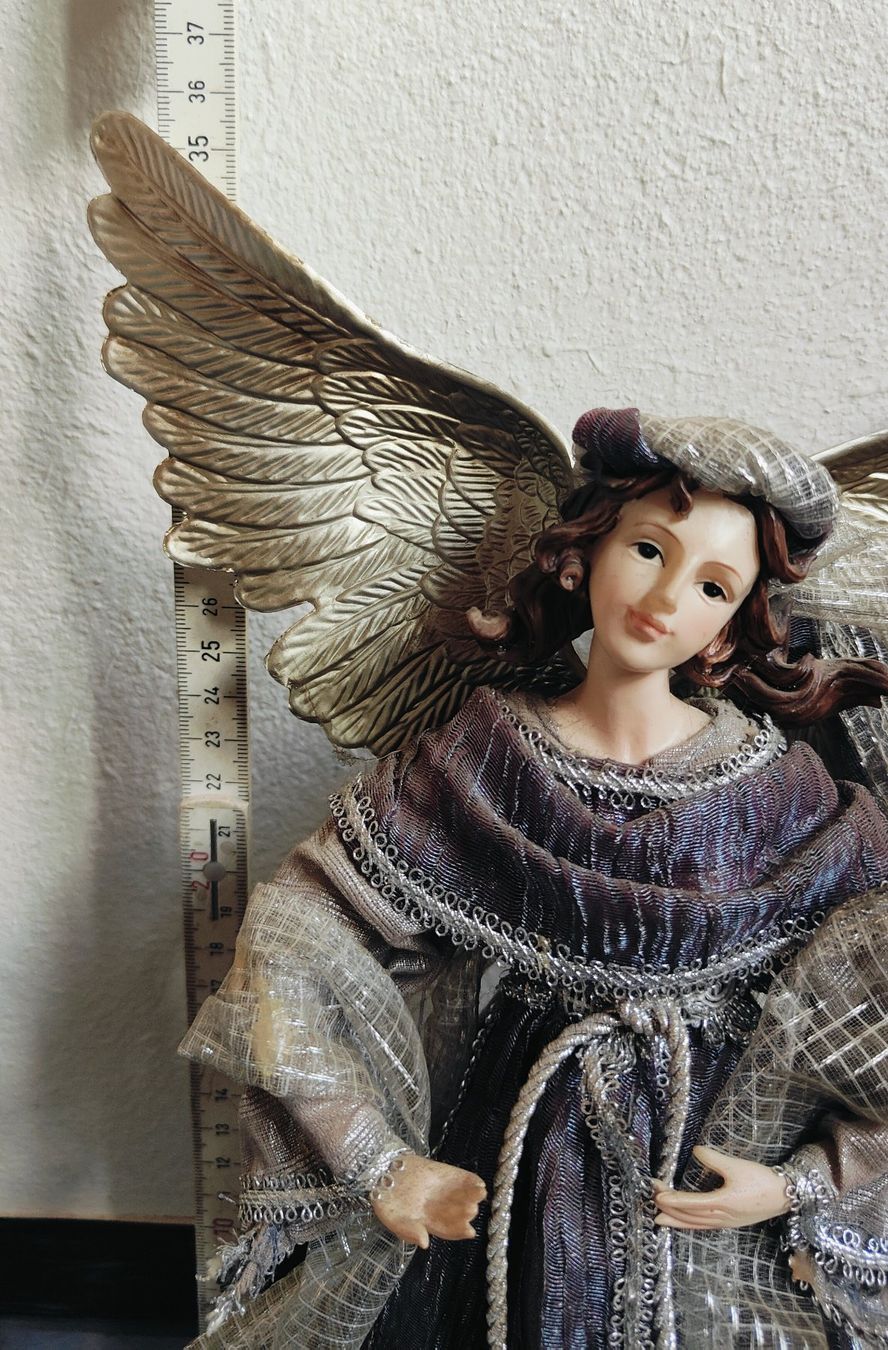 Statuette: Dekorative Engelsfigur mit Stoff, 35.5cm – Usato da Herbetswil venduto da Keltka9 3