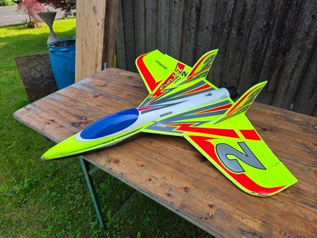 Modellismo RC: Funjet Ultra 2 mit Servo und org. Antriebset – Usato da Dübendorf venduto da minawa7 3