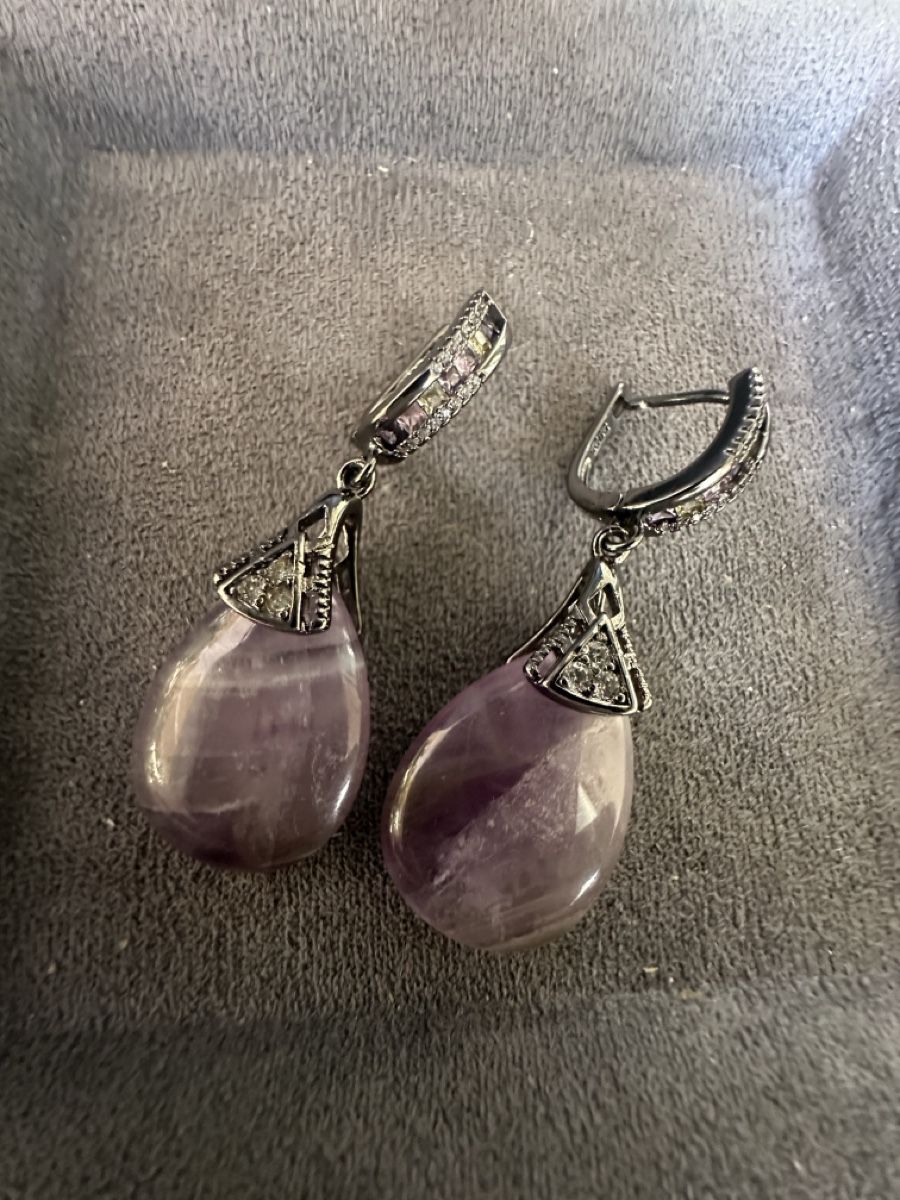 Ohrringe & -stecker: Ohrringe mit Amethyst Handarbeit  – Neu und originalverpackt aus Kriens von Hortensie6 2