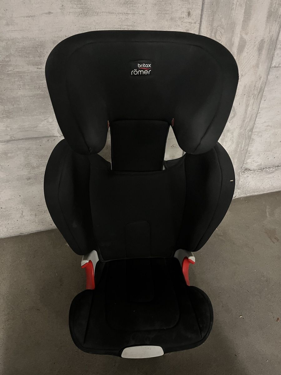 Britax Römer Auto-Kindersitze: Siège auto – Gebraucht aus Preverenges von vojube