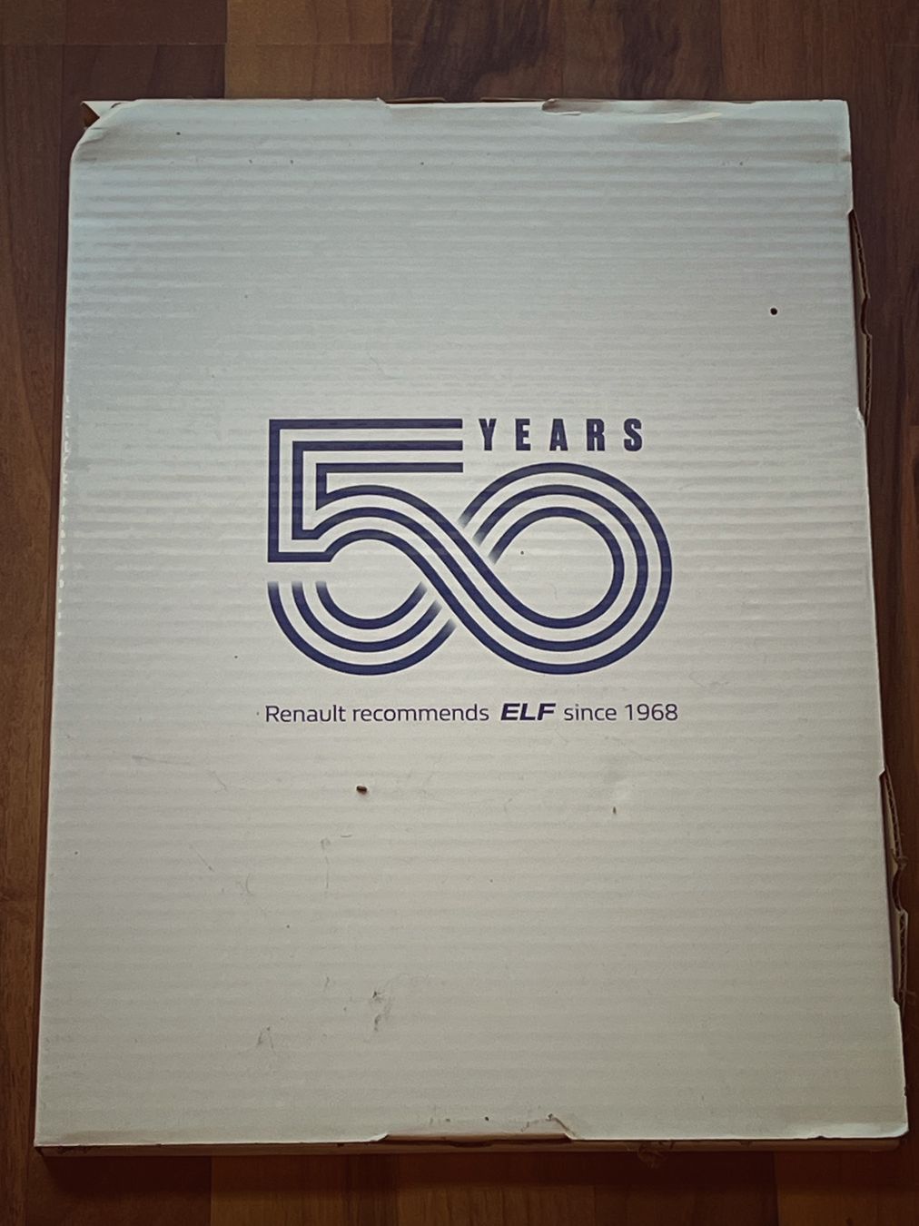 Insegne: Blechschild retro 50 Jahre Partnerschaft elf Renault – Nuovo e nell'imballaggio originale da Lüsslingen venduto da Turbotoby 1