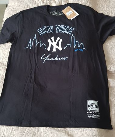 New York Yankees T-Shirt Mitchell&Ness, Gr.L. GRATISVERSAND