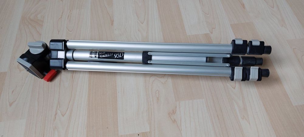 Treppiedi & Teste: Kamera Stativ Alu robust leicht – Usato da Silenen venduto da pc-internet 2