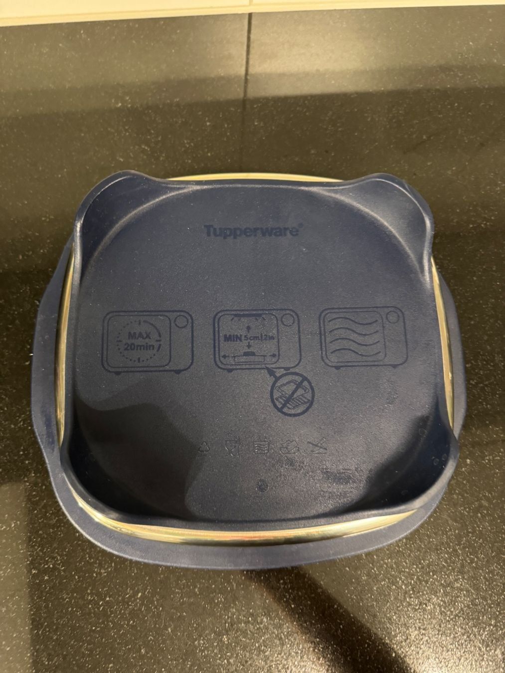 Tupperware Appareils de cuisine: MicroPro Gill Tupperware – D'occasion à Uster par Greece123 2