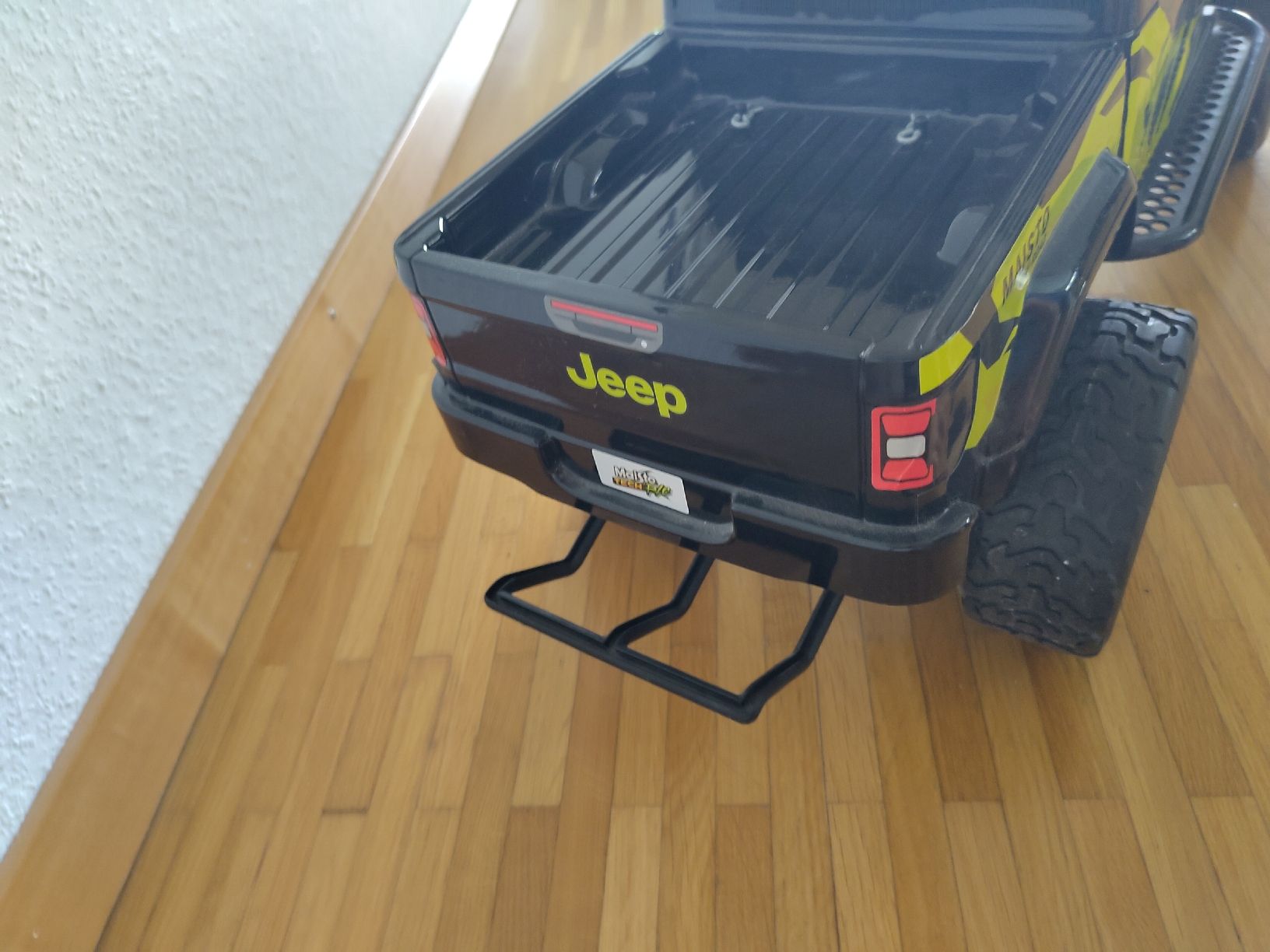 Maisto Modellismo RC: Maisto RC Jeep Gladiator - Excellent! – Nuovo (secondo la descrizione) da Zug venduto da martine_ 5