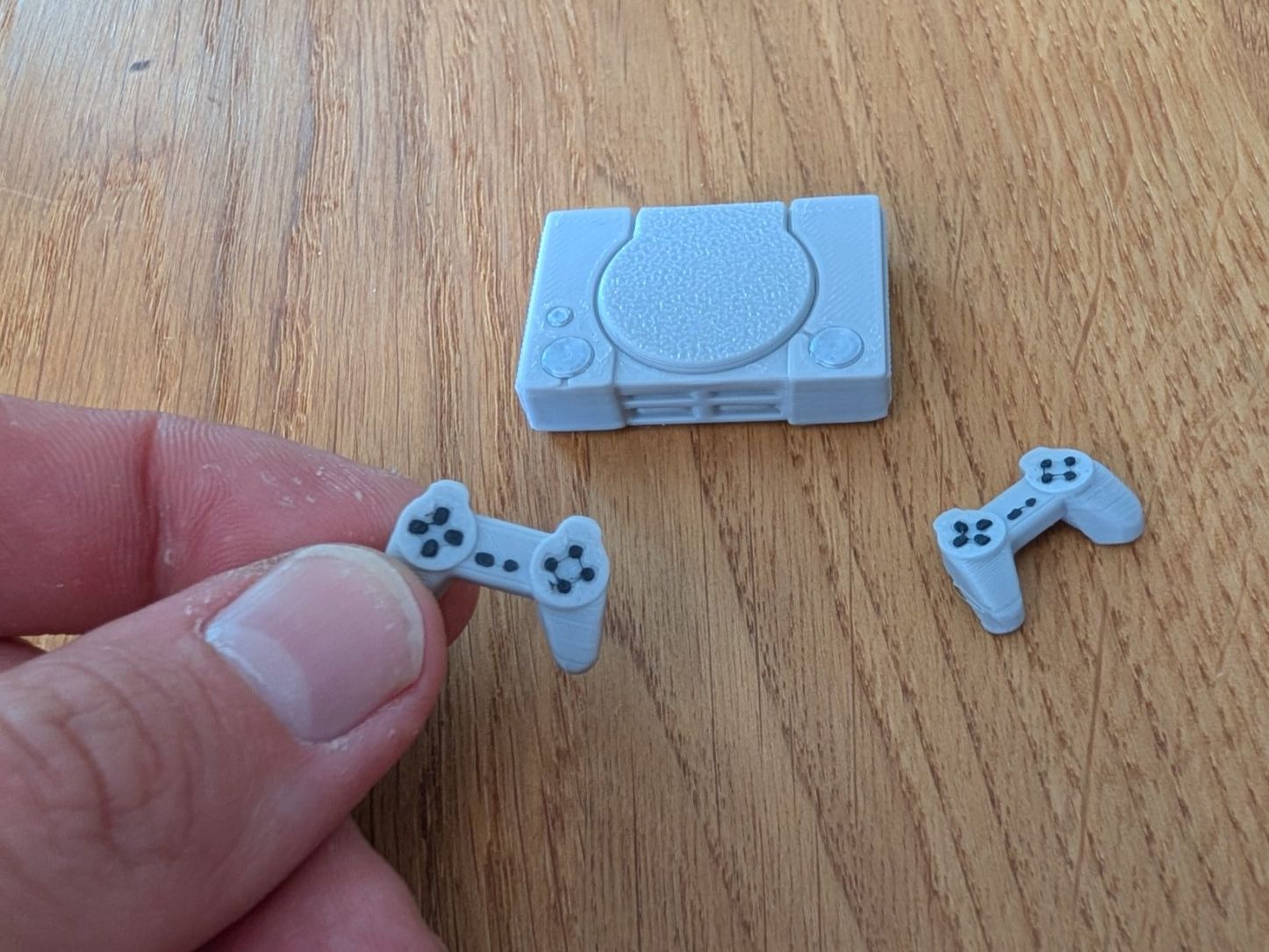 Sony Konsolen: Playstation 1 Miniatur Set – Gebraucht aus Ostermundigen von TradeLab 1