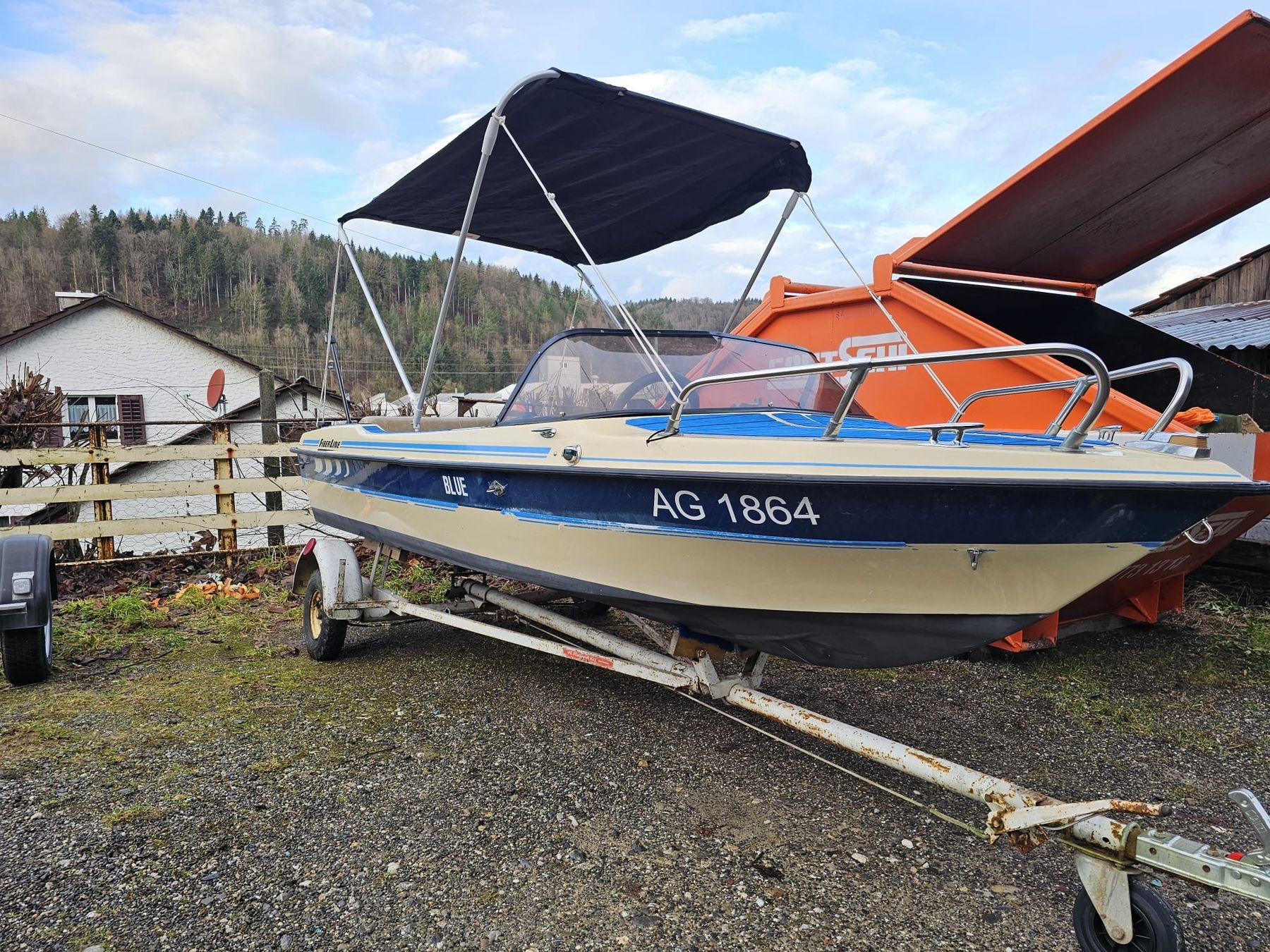 Fiberline Boote: Motorboot  – Gebraucht aus Teufenthal AG von _NO__STRESS_