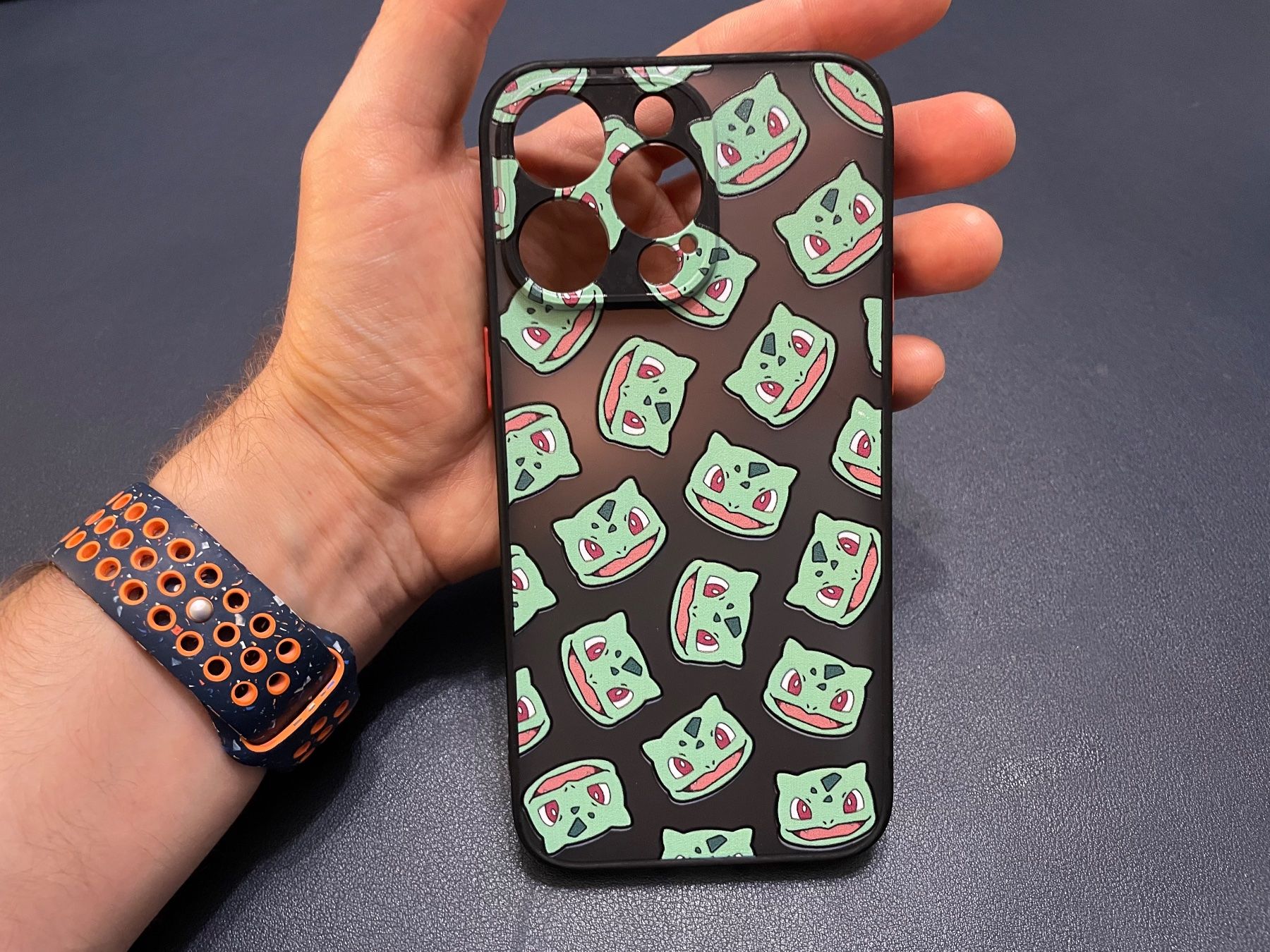Apple Cover & Protezioni schermo: Coque Pokémon pour iPhone 15 Pro Max – Nuovo (secondo la descrizione) da Lausanne venduto da oenix