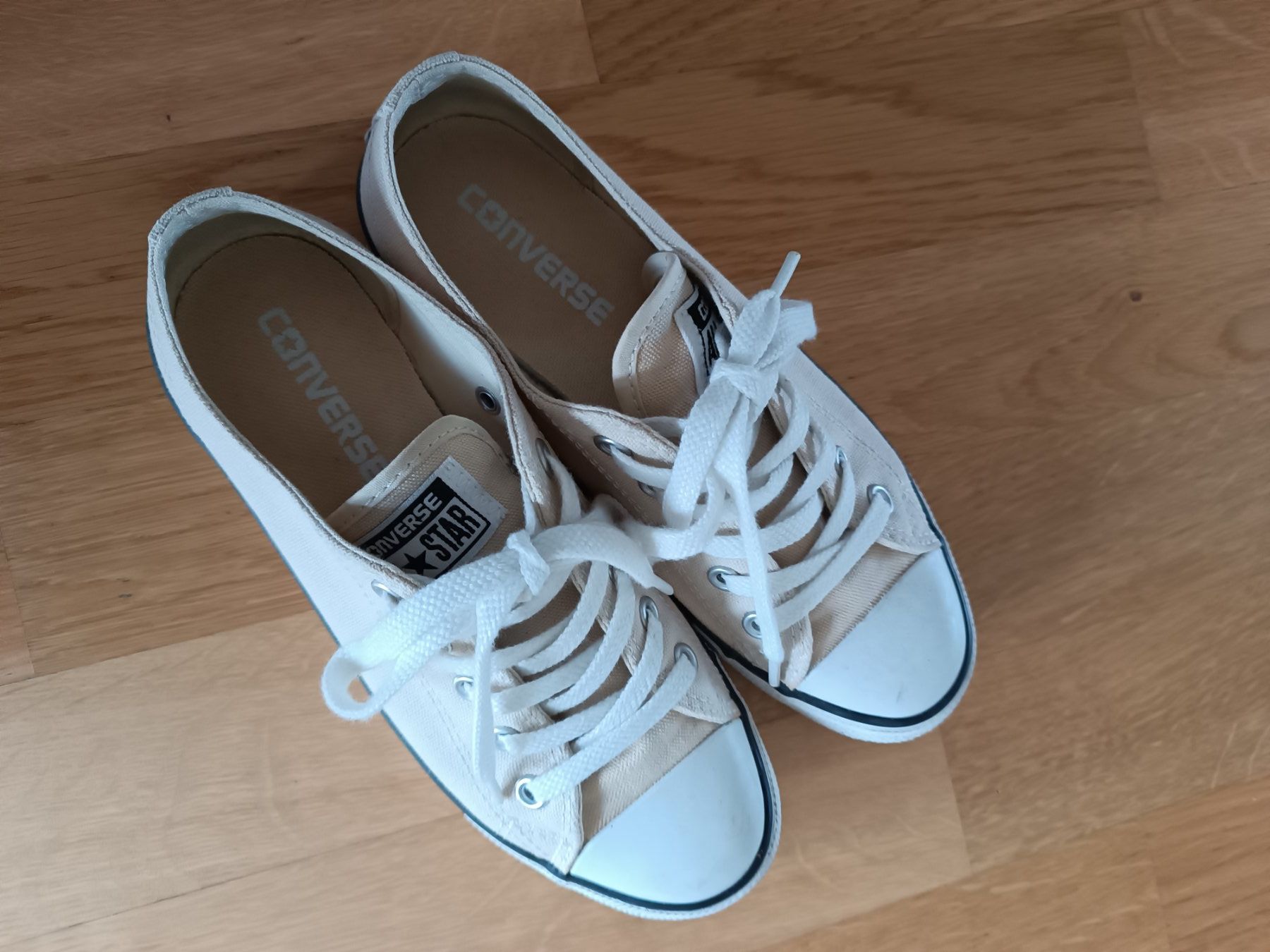 Converse Scarpe da donna: Converse All Star, Beige, Gr. 35.5 – Usato da Luzern venduto da sim_lqq2