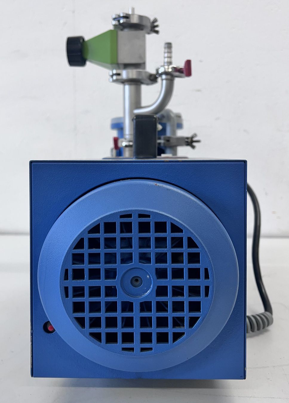 Accessori da laboratorio: Vacuubrand RD4 Drehschieber Vakuumpumpe – Usato da Niederdorf venduto da LeptonAG_Labor 3