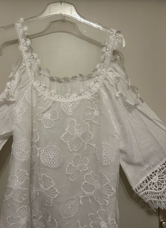 ***raffiniertes Oberteil mit Spitzen Gr.L***NEU***