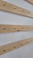 Planches avec crochets pour bijoux, clés..