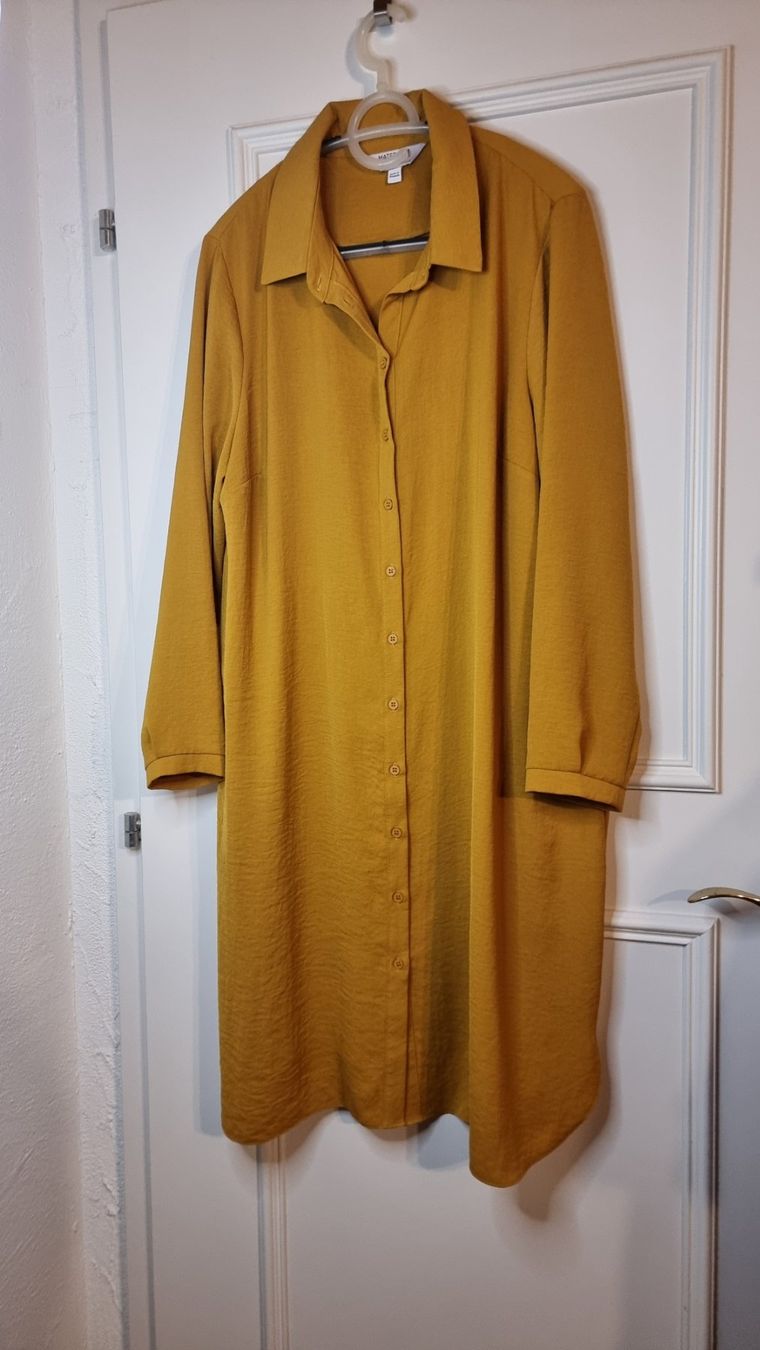 Dorothy Perkins Kleider: Dorothy Perkins Kleid Größe 48 – Gebraucht aus Wald ZH von Martin79