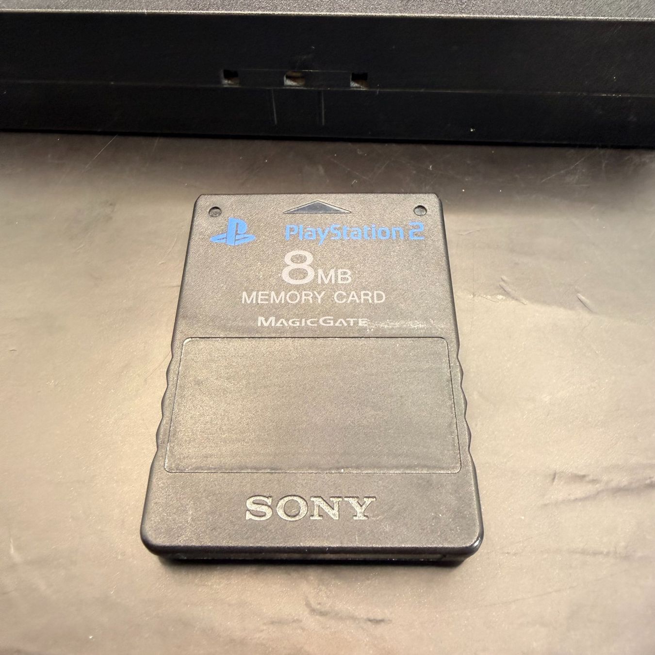Sony Console: Sony PlayStation 2 PS2 Slim Schwarz – Usato da Düdingen venduto da Nerdworld 4