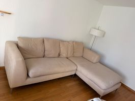 Beiges Ecksofa mit Recamiere / L-Sofa / Wohnlandschaft