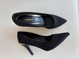 Neue elegante, sexy, schwarze Pumps