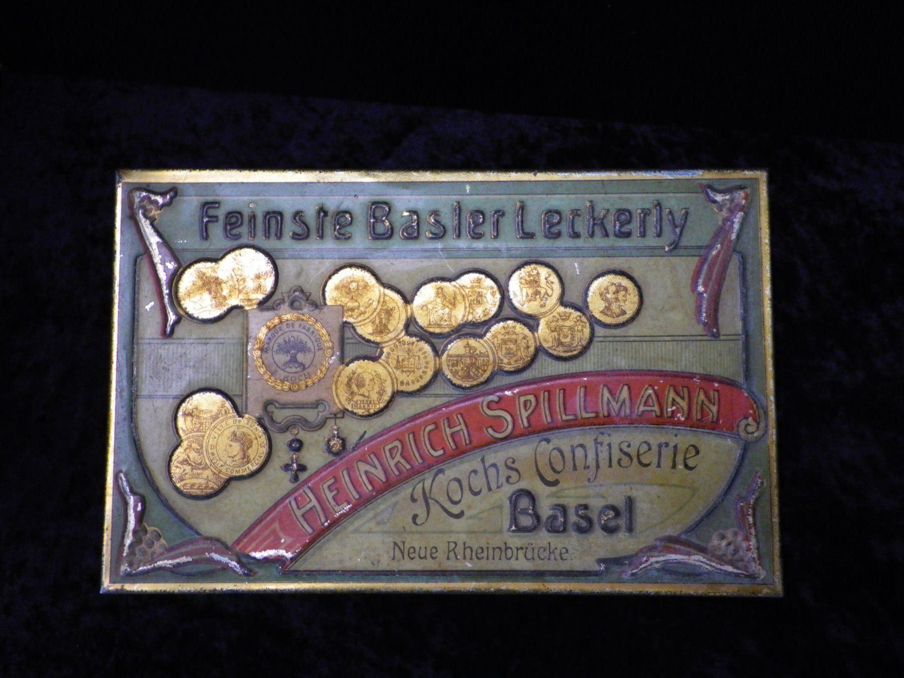 Barattoli: Blelchdose Basler Leckerly H. Spiellmann – Usato da Reinach BL venduto da Annodomini 1