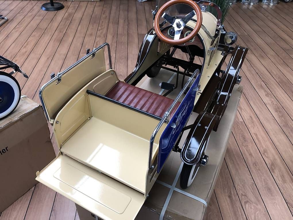 Veicoli per bambini: Tretauto Pedal Car – Nuovo (secondo la descrizione) da Gampelen venduto da Steuer0 3