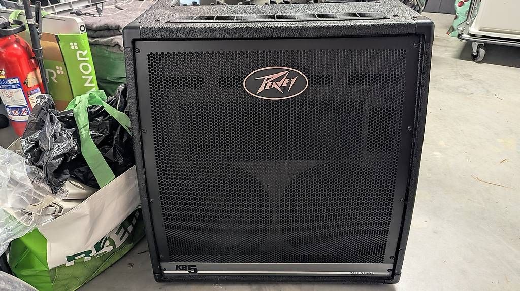 Amplificatori: 2 Amplificateur, guitare et basse  – Usato da Perly venduto da fredericg01