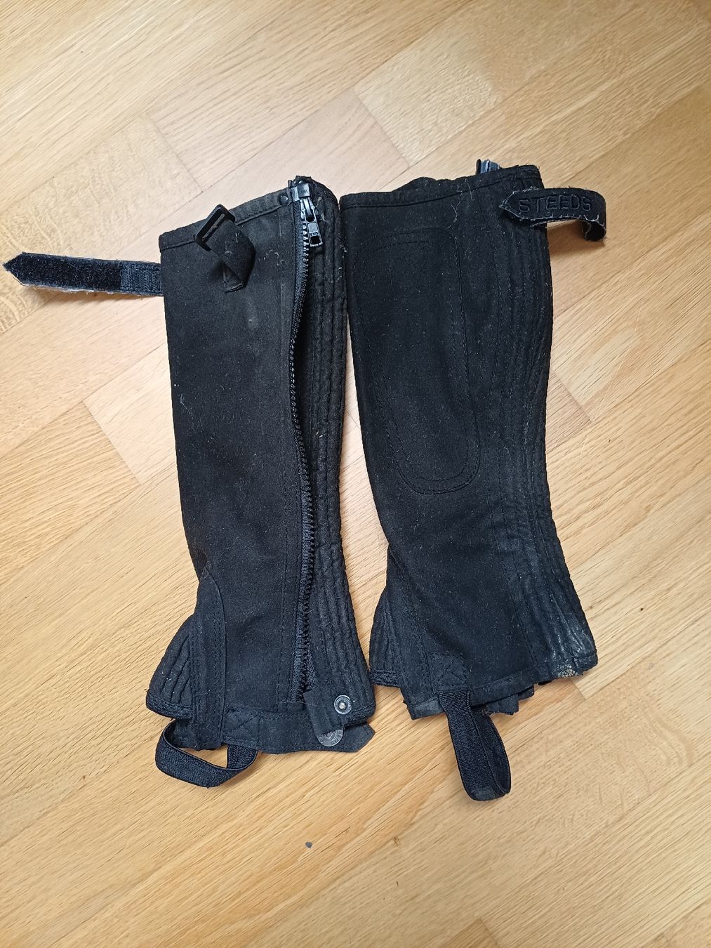 Chaussures filles: Reitstiefeletten mit Stulpen – D'occasion à Reiden par ika01 2