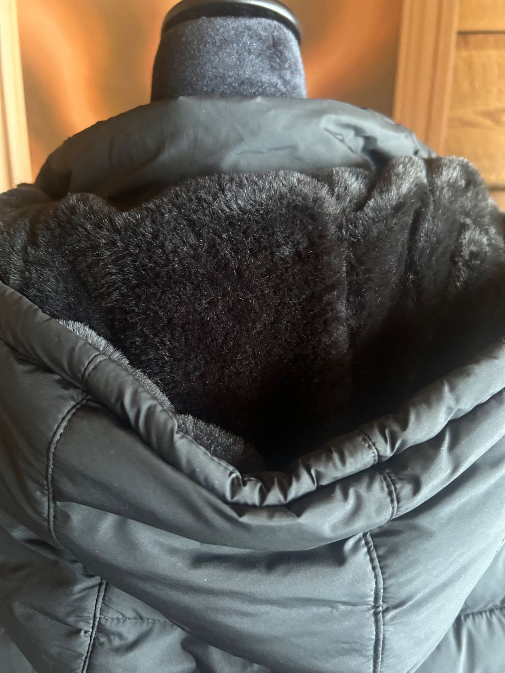 Gilets & Westen: Gilet matelassé – Neu (gemäss Beschreibung) aus Val-d'Illiez von Dombou 2