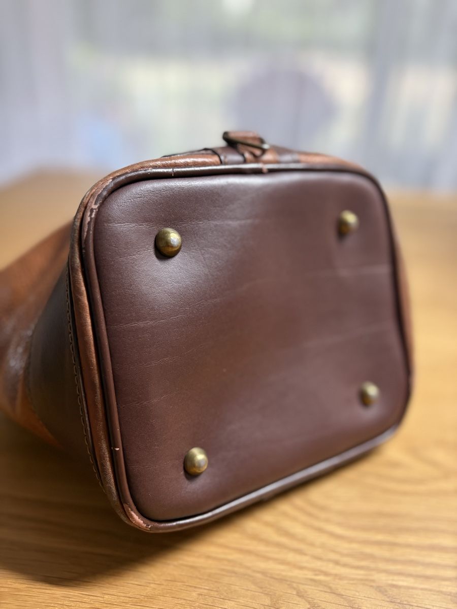 Borse da donna: Borsa in pelle marrone con manico rotondo – Usato da S. Antonino venduto da LIKA91 2