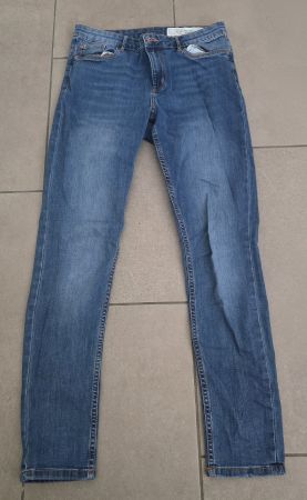 Jeans Damen Dunkelblau Grösse 40 guter Zustand