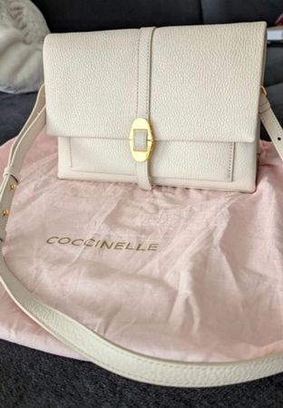 Coccinelle Ledertasche in Creme
