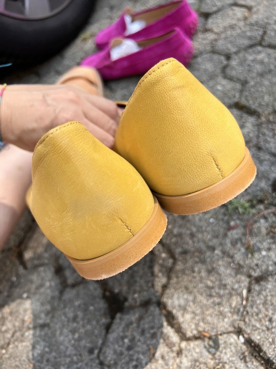Scarpe da donna: Sandalen la Garcçonne, Gr. 41, gelb – Usato da Solothurn venduto da Brini06 3