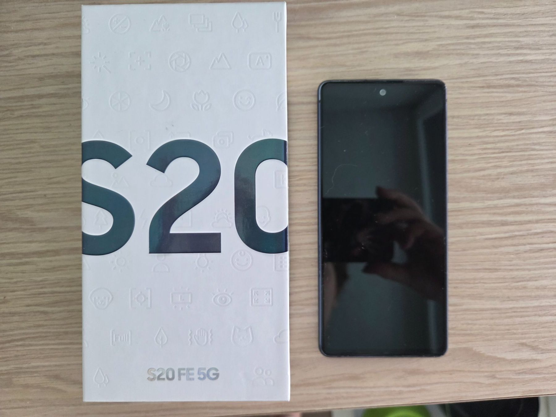 Samsung Handys / Smartphones: Samsung s20 fe – Gebraucht aus Unterseen von red_head