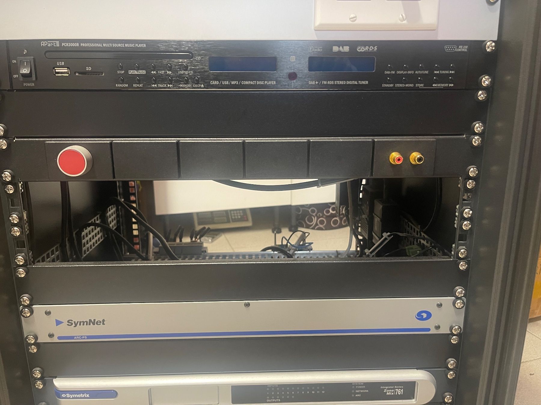 Verstärker: Kilchenmann HiFi-Rack Audiotechnik SymNet APart PCR3000R – Gebraucht aus cadenazzo von Duff10 2
