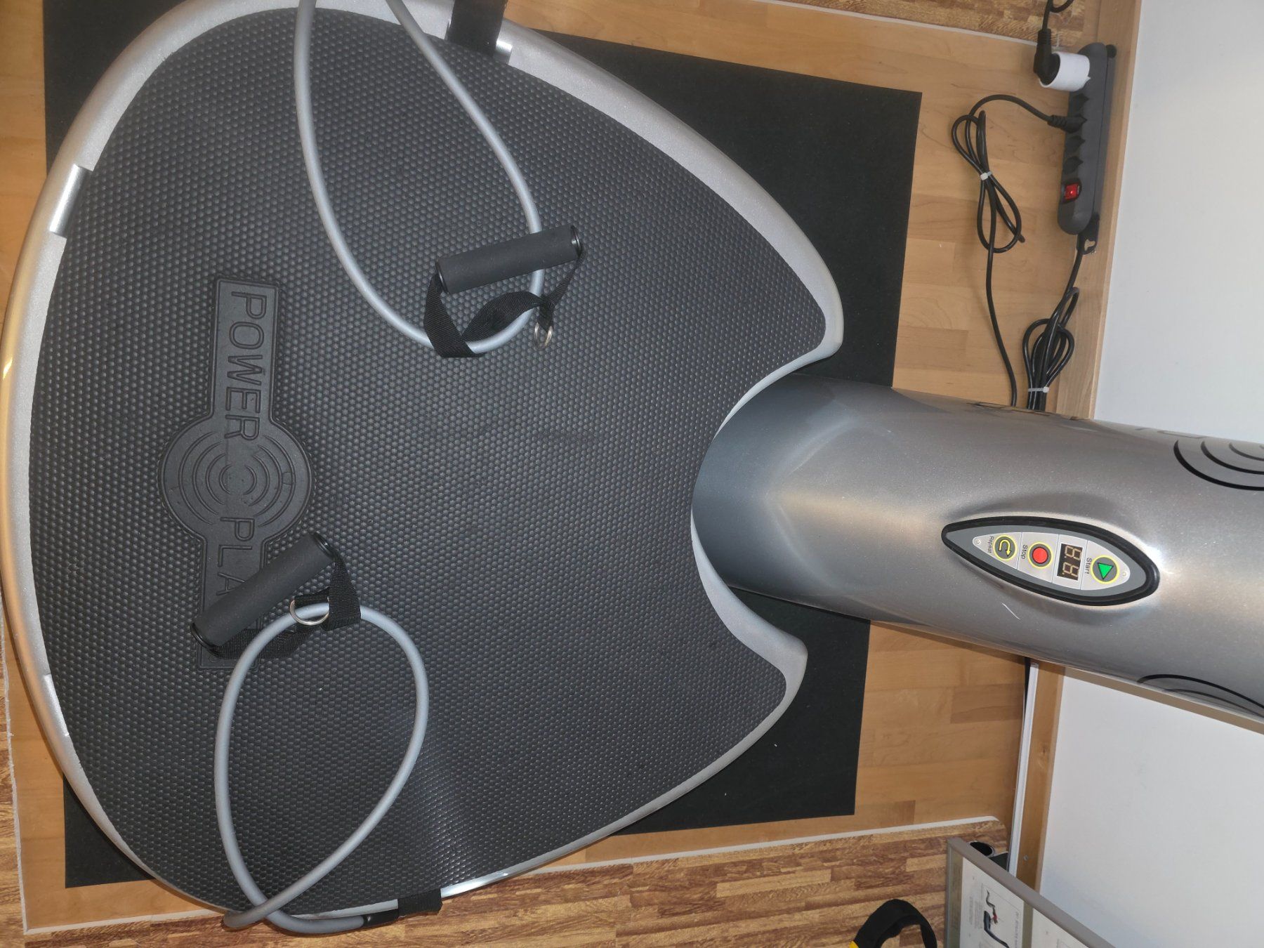 Power Plate Hometrainer: Powerplate Pro5 AIRdaptive – Usato da Abtwil SG venduto da Schlumpfmoni 2