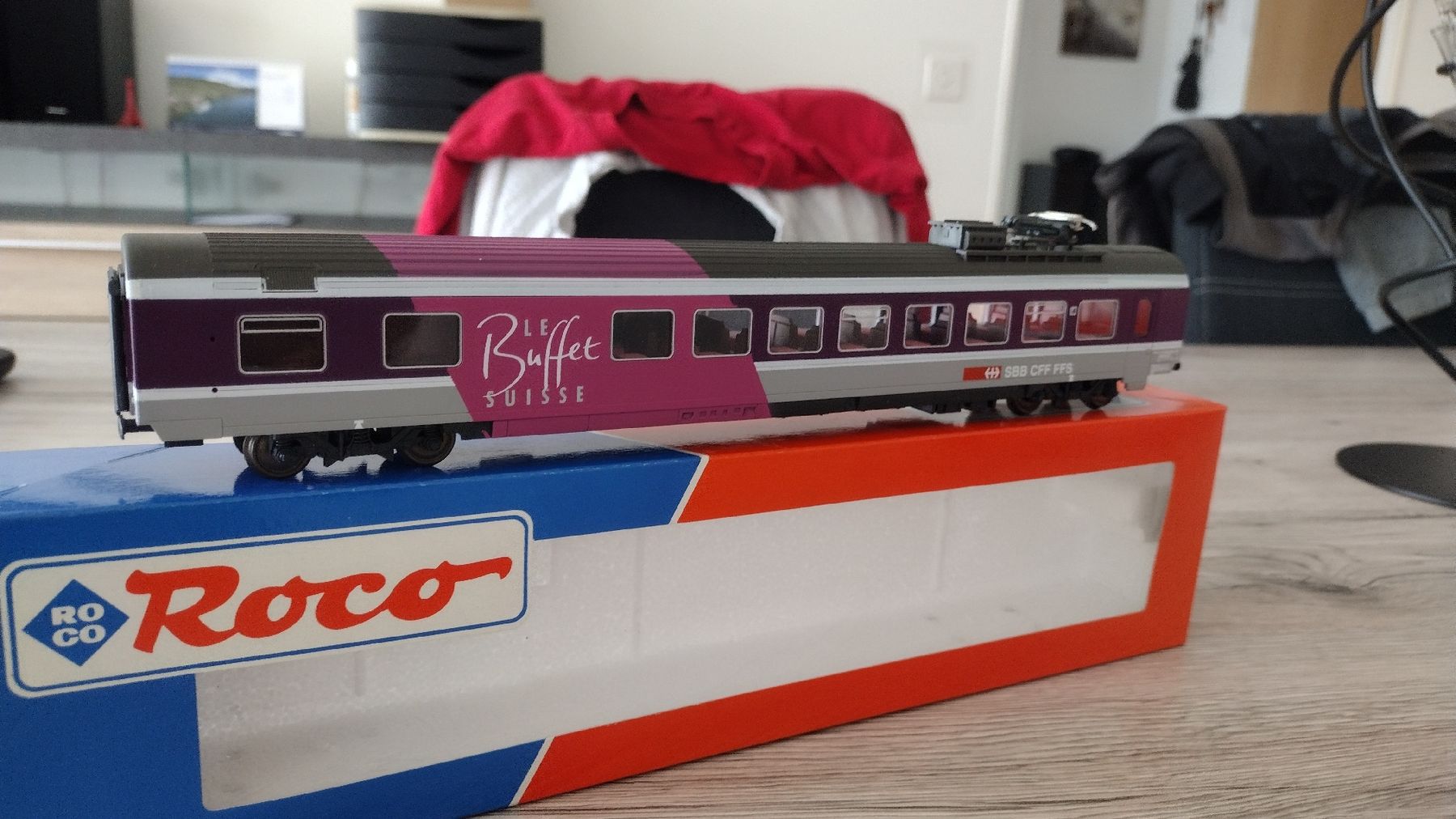 Roco Modelleisenbahnen: Voiture restaurant SBB – Gebraucht aus Vevey von tgv3 2