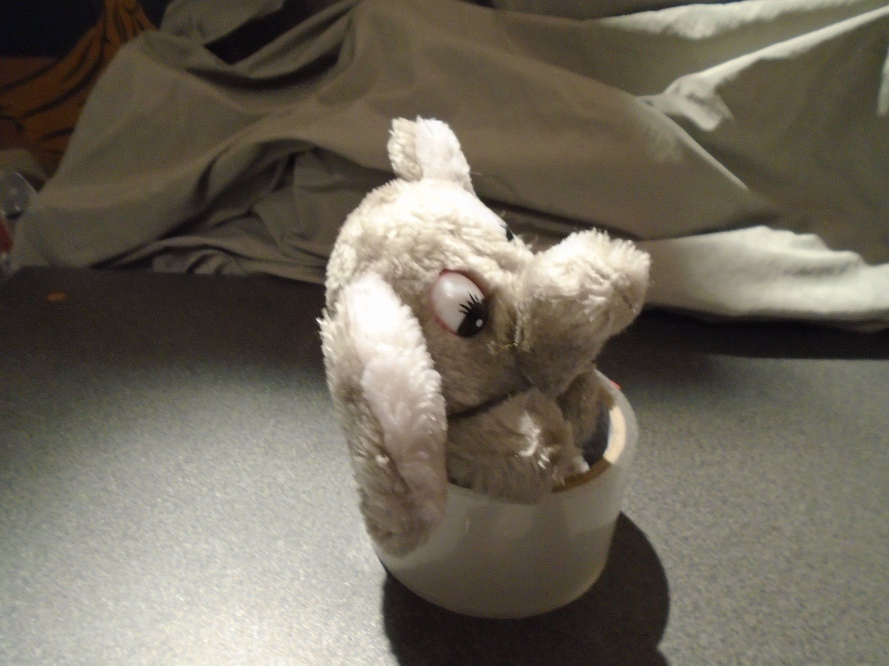 Giocattoli: Elefant klein, grau – Usato da Zürich venduto da Motzkuh 1