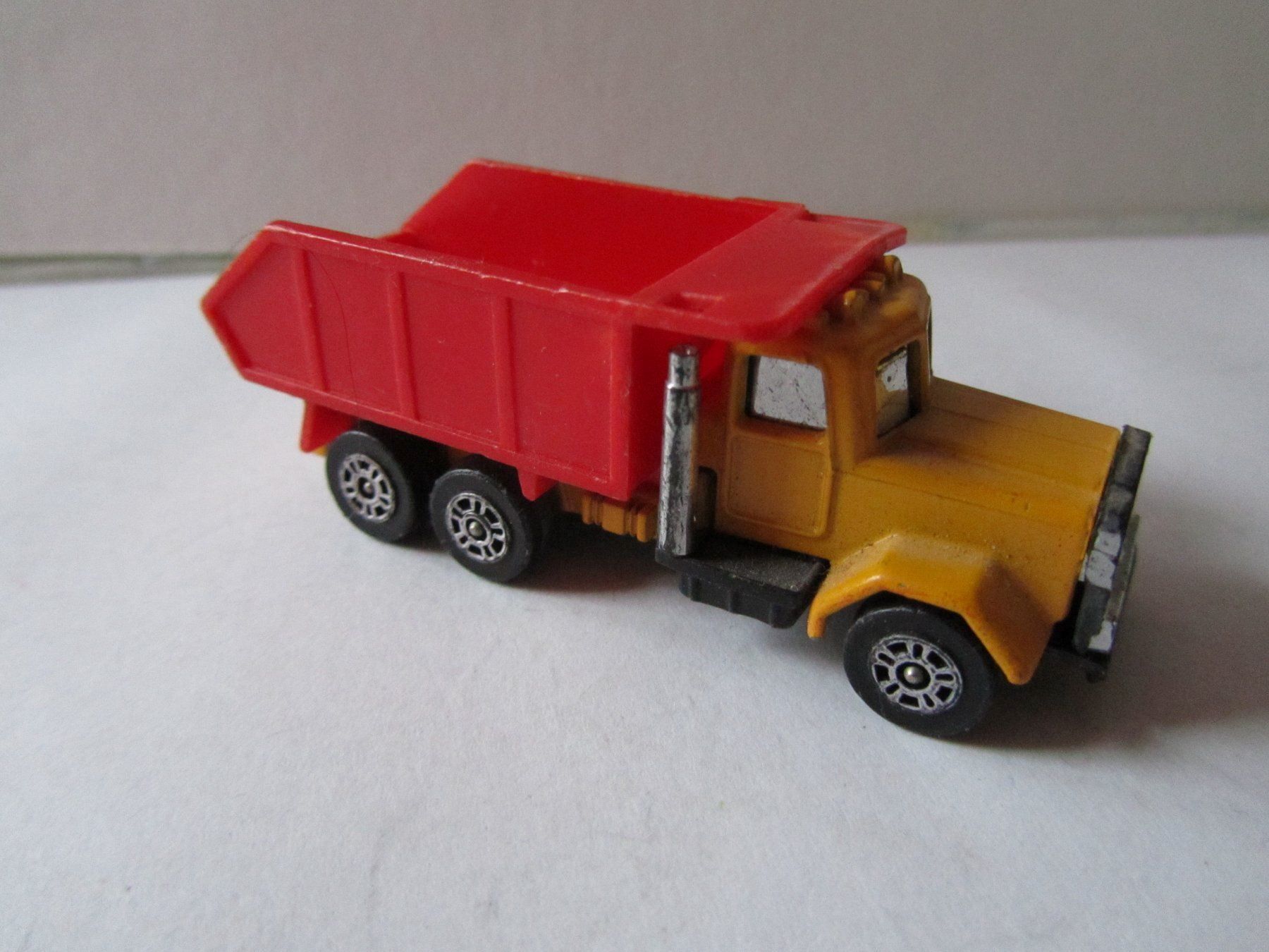Corgi Toys Modellini d'auto: Peterbilt Dump Truck, Corgi Juniors – Usato da Weiningen ZH venduto da dietsch57 1