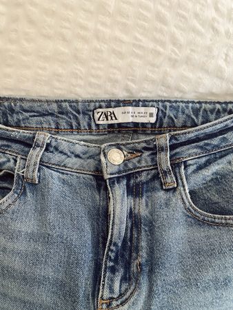Zara Jeans Flared, Petite Jeans, Grösse 32,