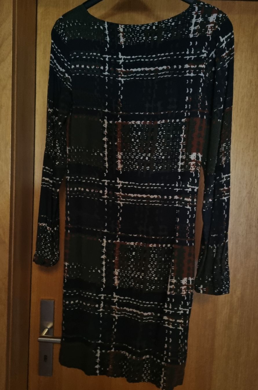 Lotti di vestiti: Alba Mode Kleid und ONLY Blazer – Usato da Vättis venduto da cala010 2