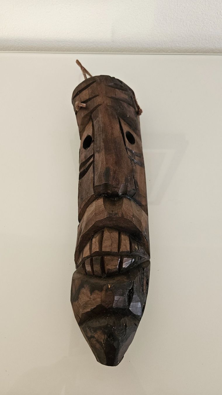 Internationale Kunst: Maschera etnica da appendere in legno – Gebraucht aus Melano von H-Sara