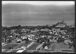 Chevroux Vue aérienne Le lac de Neuchâtel
