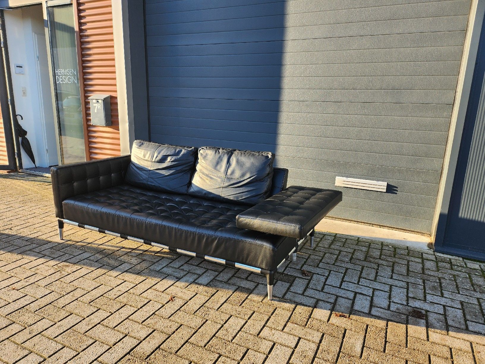 Cassina Divani: Cassina - Prive sofa by Philippe Starck – Usato da Gelderland venduto da HermsenDesign 2
