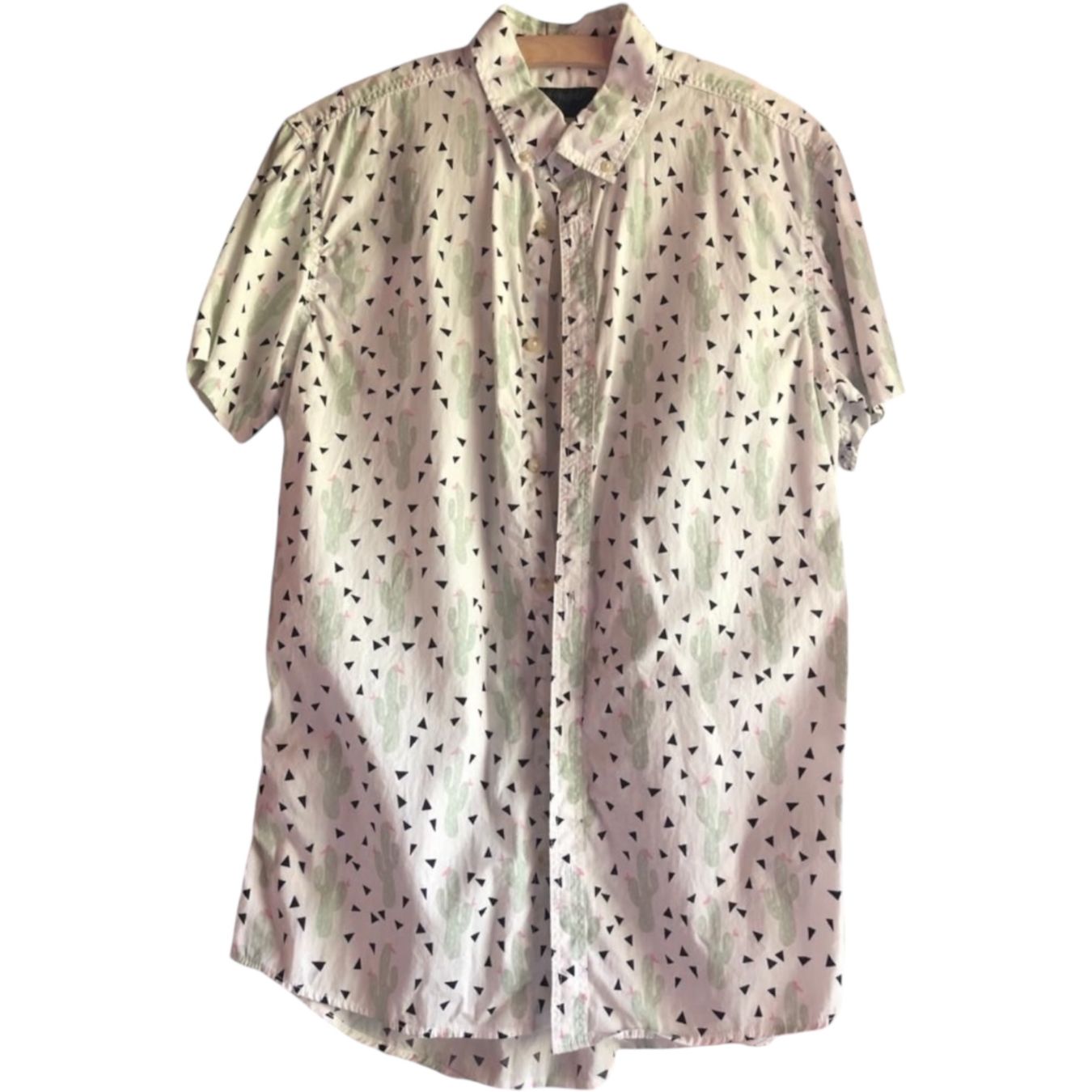 Camicie: Chemise à manches courtes – Usato da Dotzigen venduto da SecondHandGems