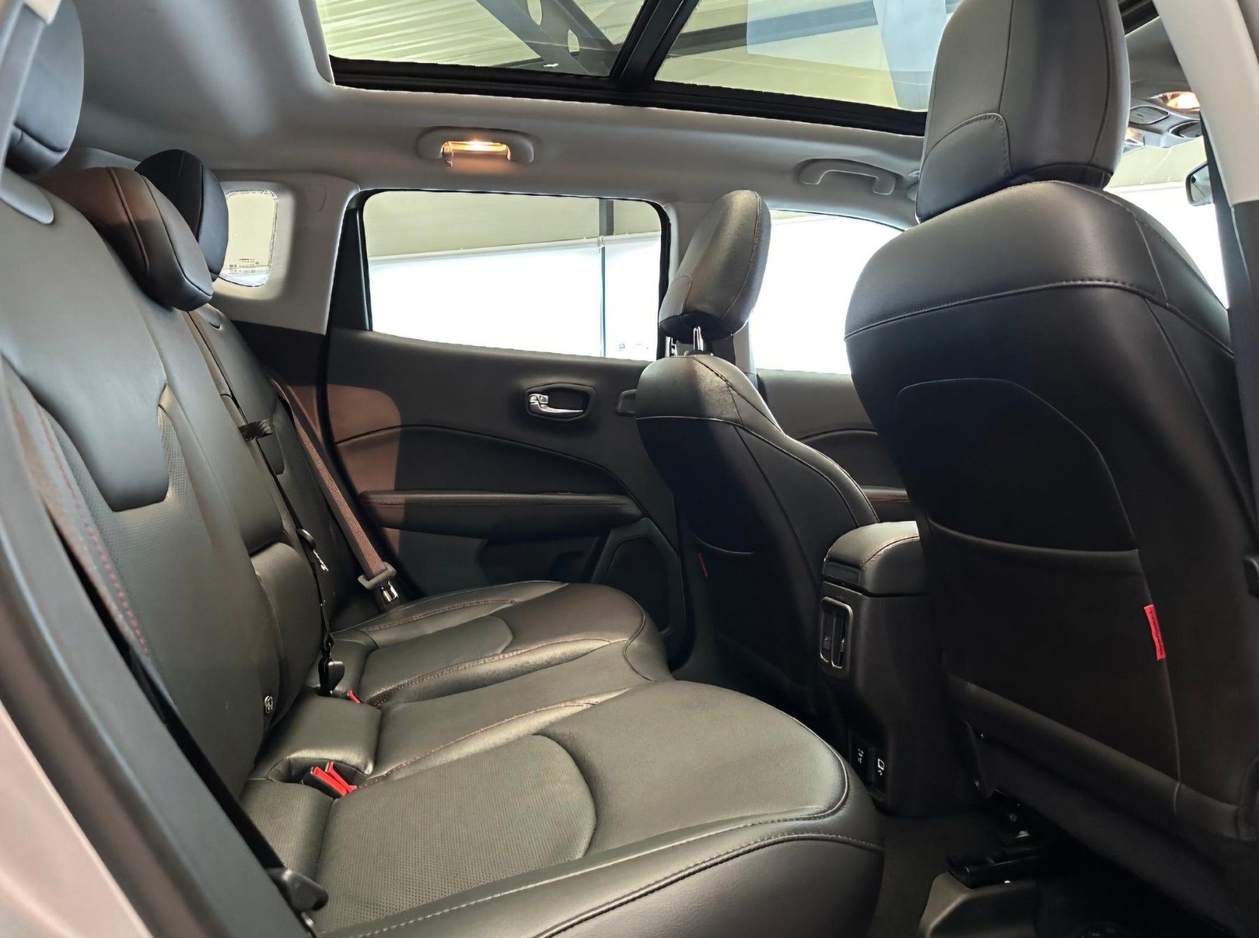 Jeep Autos: Jeep Compass 2.0 CRD Trailhawk – D'occasion à Spiez par Megatron17 6