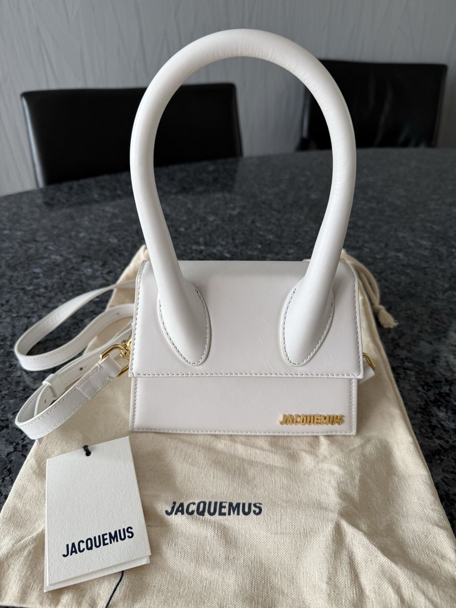 Jacquemus Taschen für Damen: Jacquemus Chiquito  – Gebraucht aus Ostermundigen von bey_25bs